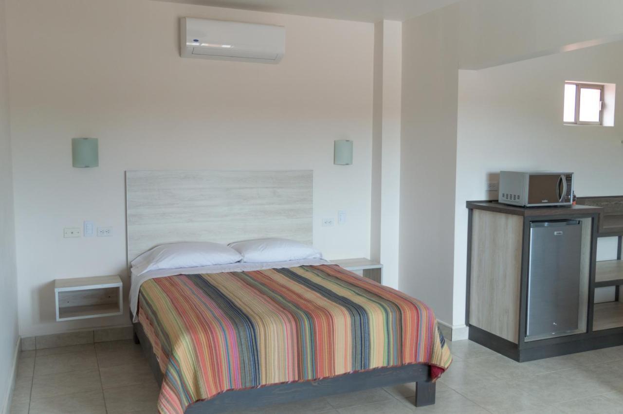 Magnolias Suites Hotel Nuevo Casas Grandes 外观 照片